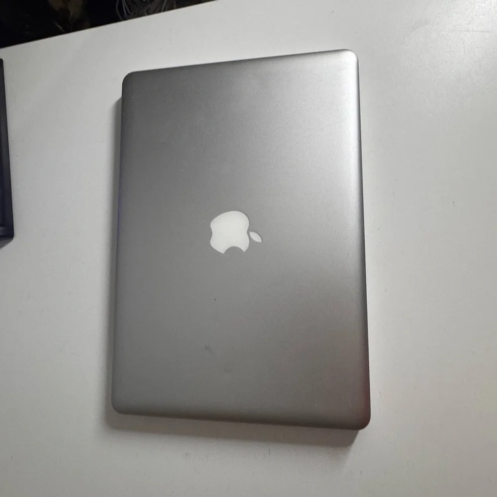 Apple MacBook Pro Laptop A1278 Silver – For Parts / Repair
